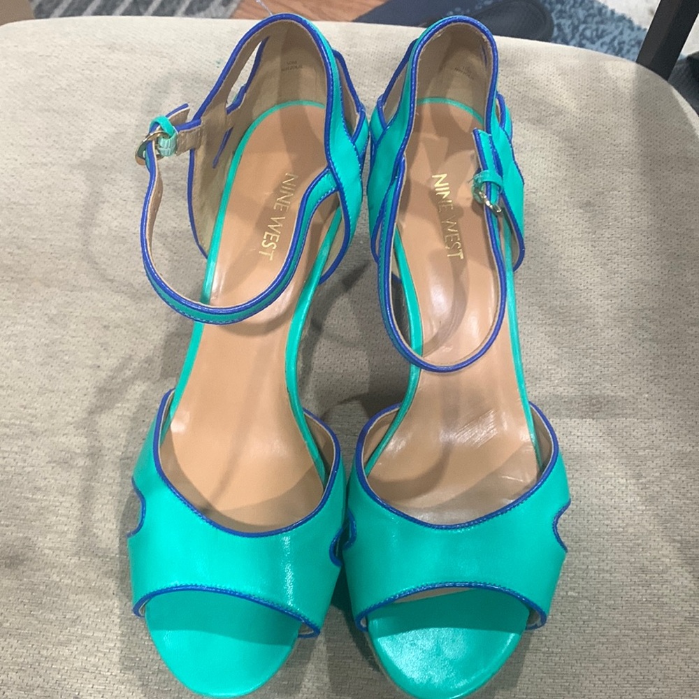Nine West Jolie wedges sandal.  blue/green size 10M